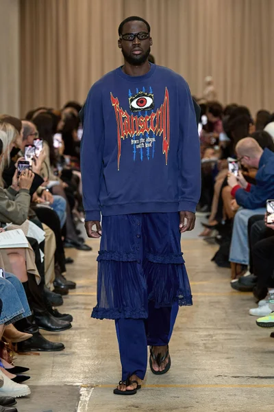Look 13